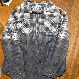 Hummingbird Gray and White Plaid Button-Down Shirt with Stud Detailing